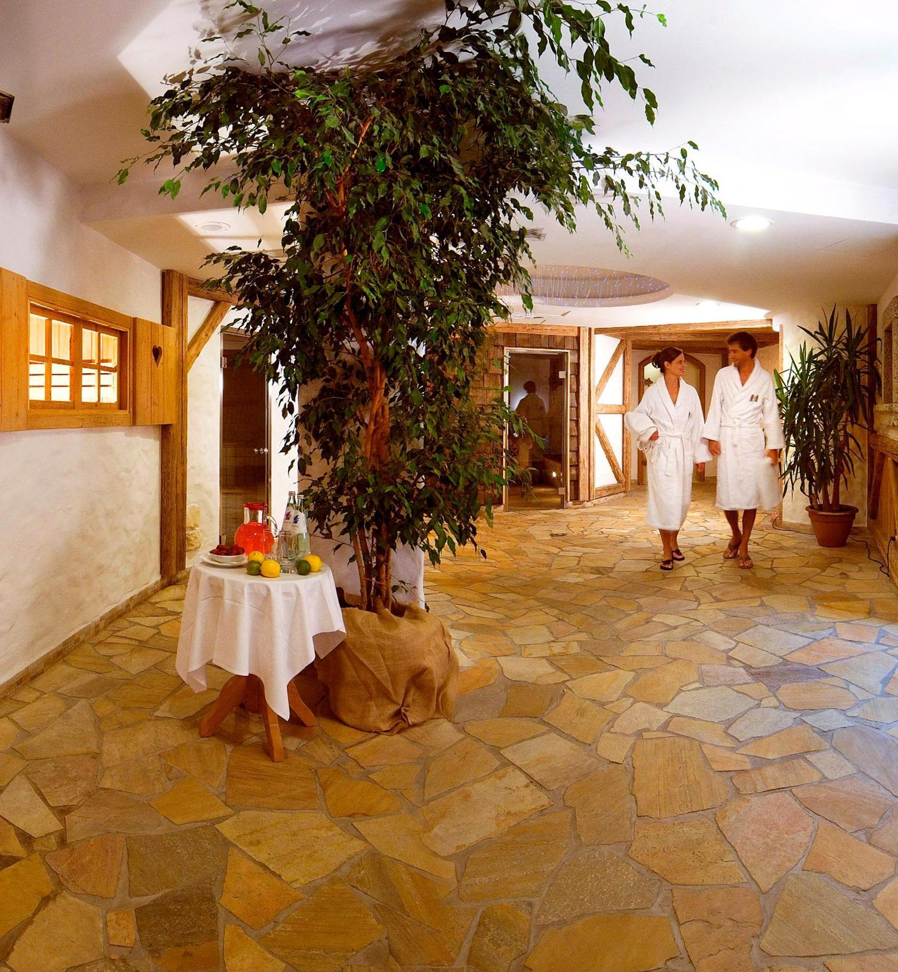 Carlo Magno Hotel Spa Resort Мадонна-ди-Кампильо Экстерьер фото